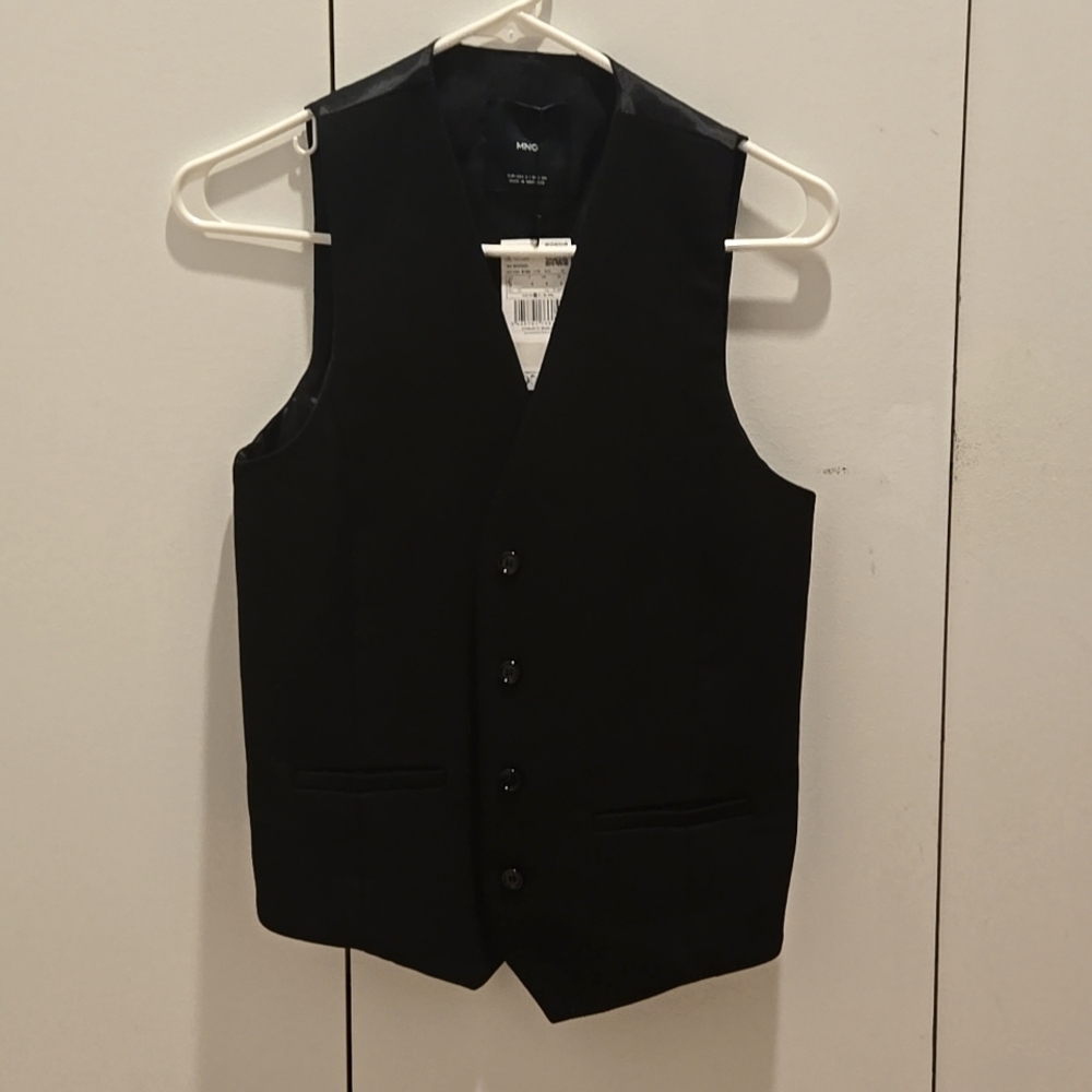 Black MNG vest